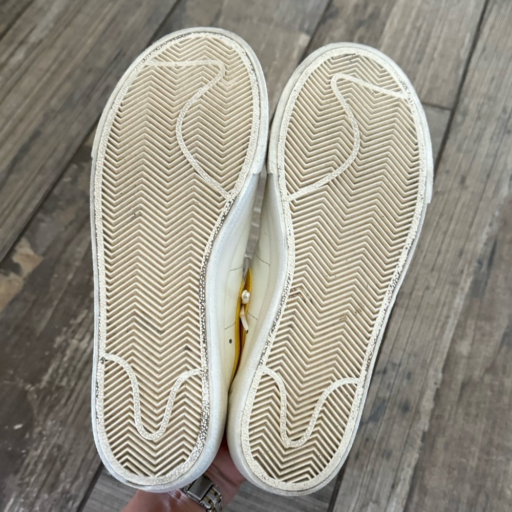 Nike Women’s Blazer Low Platform Sneaker size 8.5 - Picture 11 of 11